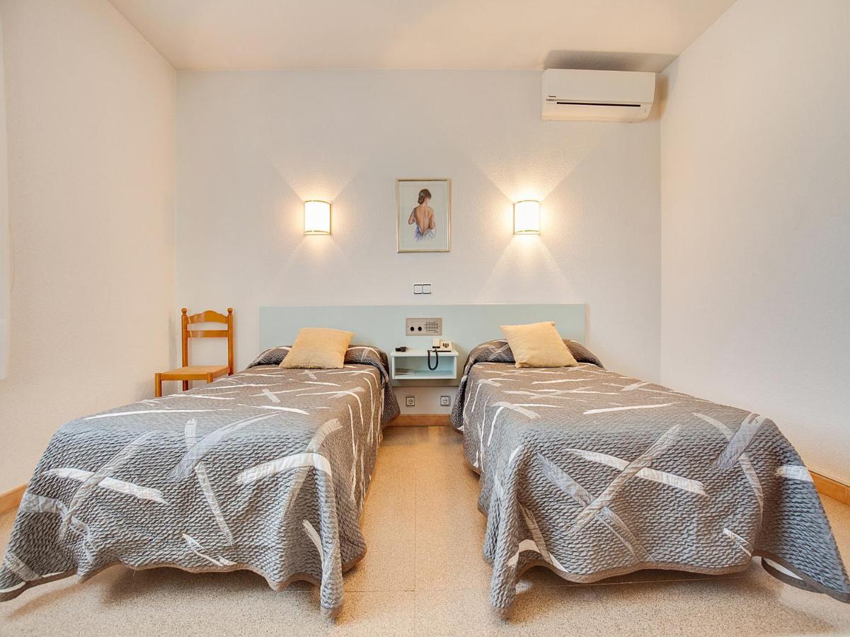 Hotel Restaurante Blanc I Negre 2 Agramunt Экстерьер фото